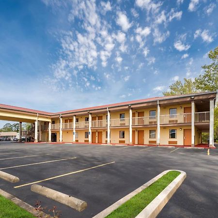 Americas Best Value Inn-Montezuma Екстер'єр фото