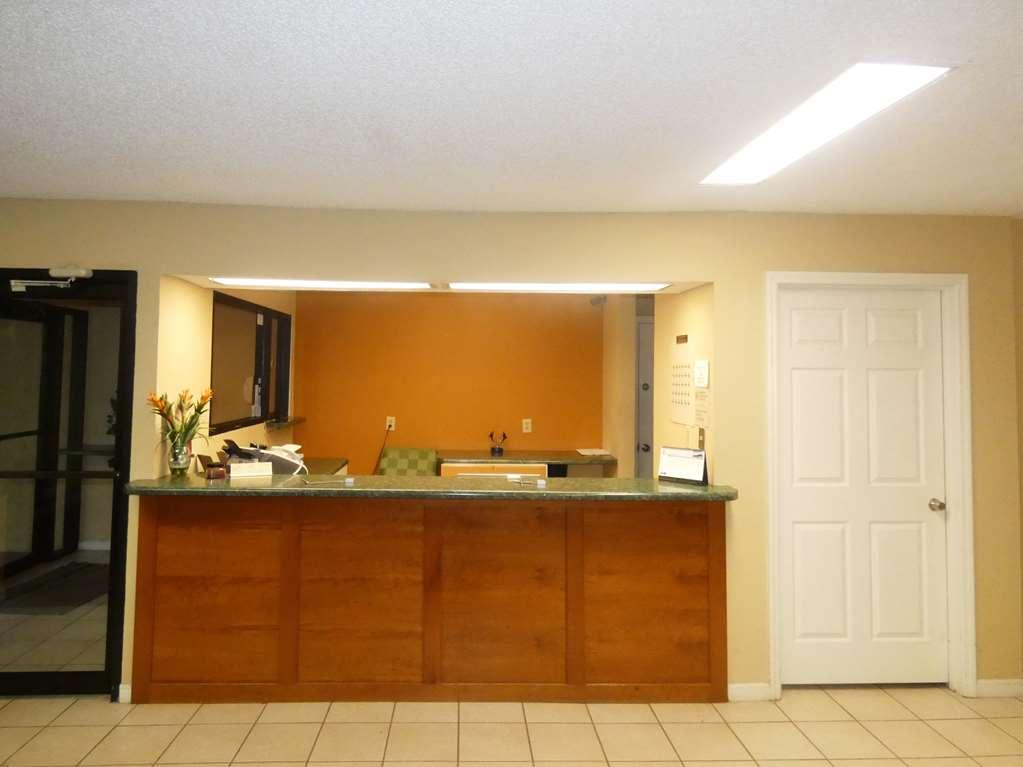 Americas Best Value Inn-Montezuma Інтер'єр фото
